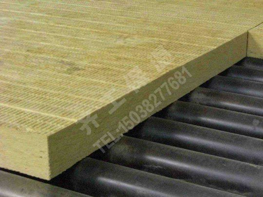 巖棉保溫板上可以直接鋪復合地板嗎 巖棉保溫板上可以直接鋪復合地板嗎