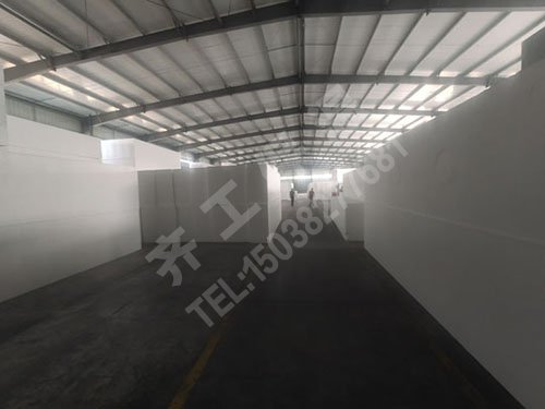 擠塑板生產(chǎn)線已經(jīng)實現(xiàn)純自動化操作模式